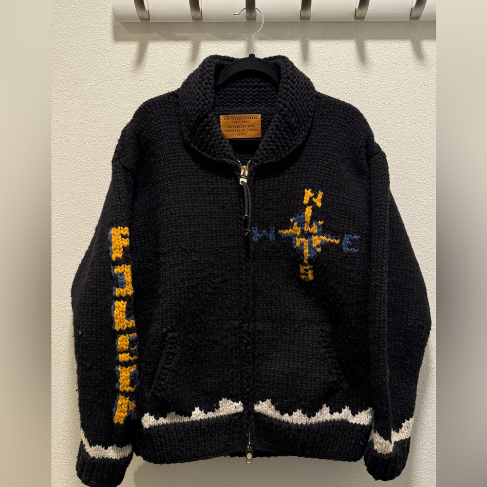 Filson Cowichan Sweater / Size Large